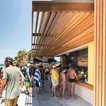Tamarama Beachfront Apartment On Bondi To Bronte Walk