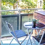 Kozyguru Surry Hills Prime Location Nsh551-42