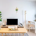 Centrally Located Pyrmont Paradise With Patio