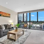 Central Apartment P1027