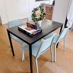 Modern 2B2B Apartment Close City