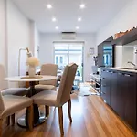 Eggies Nest - Sydney City Apartment