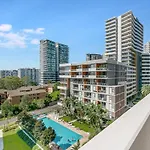 Urban Lifestyle Retreat In Mq