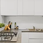 The Great Escape, Paddington Apartment