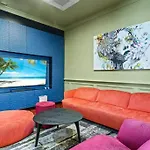 A Luxury Space With Playstation In Darling Harbour