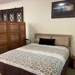 Convenient Studio With Courtyard