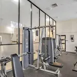 Ultra Convenient St Leonards Apartment Her09008