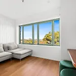 Stylish Studio In The Heart Of Newtown With Pool