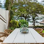 3 Bedroom Beachfront Manly Garden Apartment