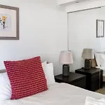 92B Stylish Abnb Property With Local Flair In Sydney