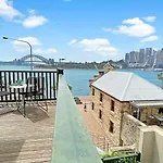 Balmain Wharf L 2 Bedroom Apartment