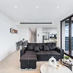 High Level Deluxe 2 Bedroom Apt