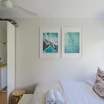 Delightful Darling Point Studio W Stunning Rooftop