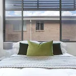 Cosy And Bright Studio Next To Westmead Hospital