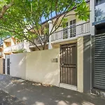 Comforting 2Br House & Fishmarket & Casino-3 Mins Walk