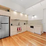 Stylish 3Br House With Parking & Icc&Darling Harbour-8 Mins Walk