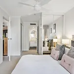 Luxury City Apartment