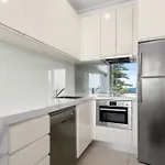 Beachfront Haven Directly Opposite Bondi Beach