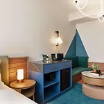 The Clarence Hotel Sydney