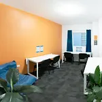 Big Backpackers Hostel