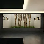 Apartment Hotel East Central