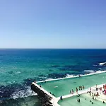 Bondi Beachfront Penthouse Apartment
