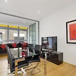 Little New York On Riley - Executive 1Br Darlinghurst Apartment With New York Laneway Feel