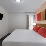 Adina Serviced Apartments Sydney Martin Place