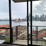 Harbour View Apartment Kirribilli