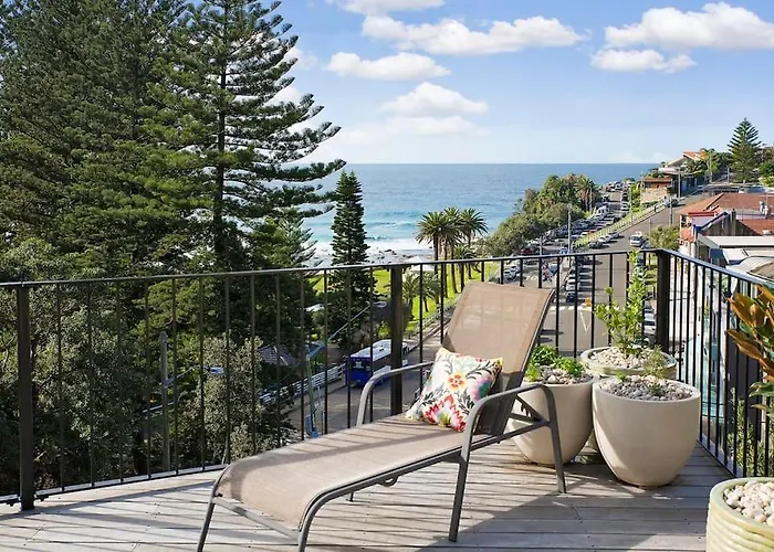 Bronte Beach House With Ocean Views