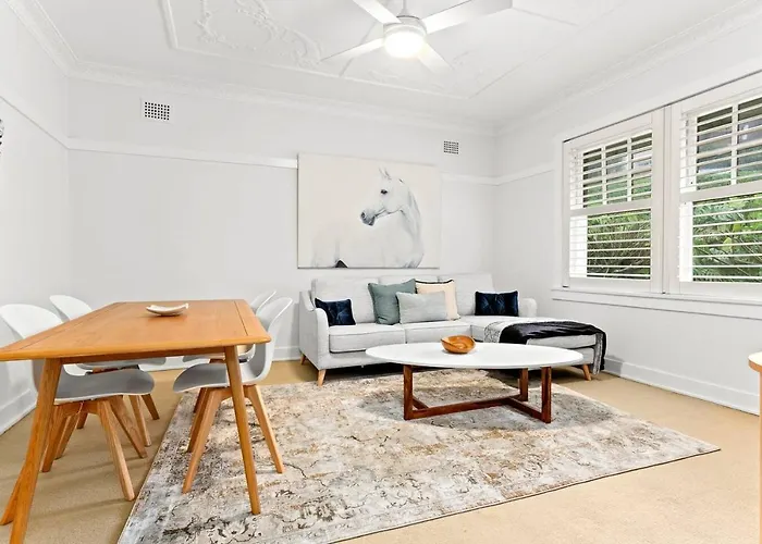 \'Four Keeps\' A Cosy North Sydney Wharf Hideaway