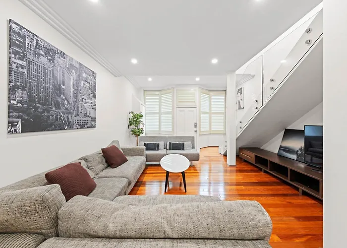 Stylish 3Br House With Parking & Icc&Darling Harbour-8 Mins Walk