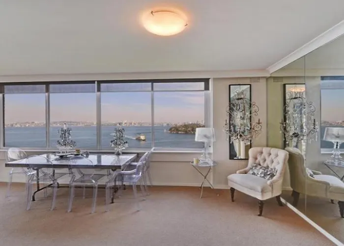 Elegant Waterfront Apartment In Mosman Bay Rag10