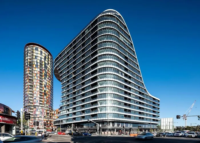One Global Resorts Green Square