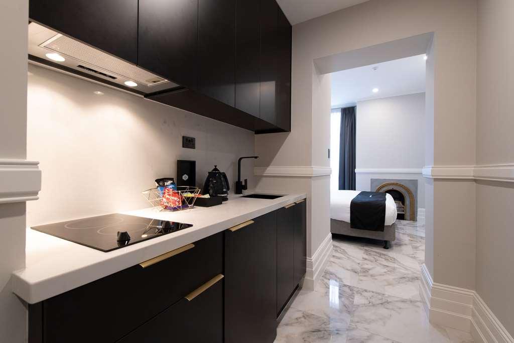 & - Parramatta Marsden Street By Ihg 4*
