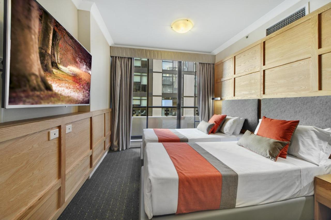 Yehs Harbour Hotel 4*