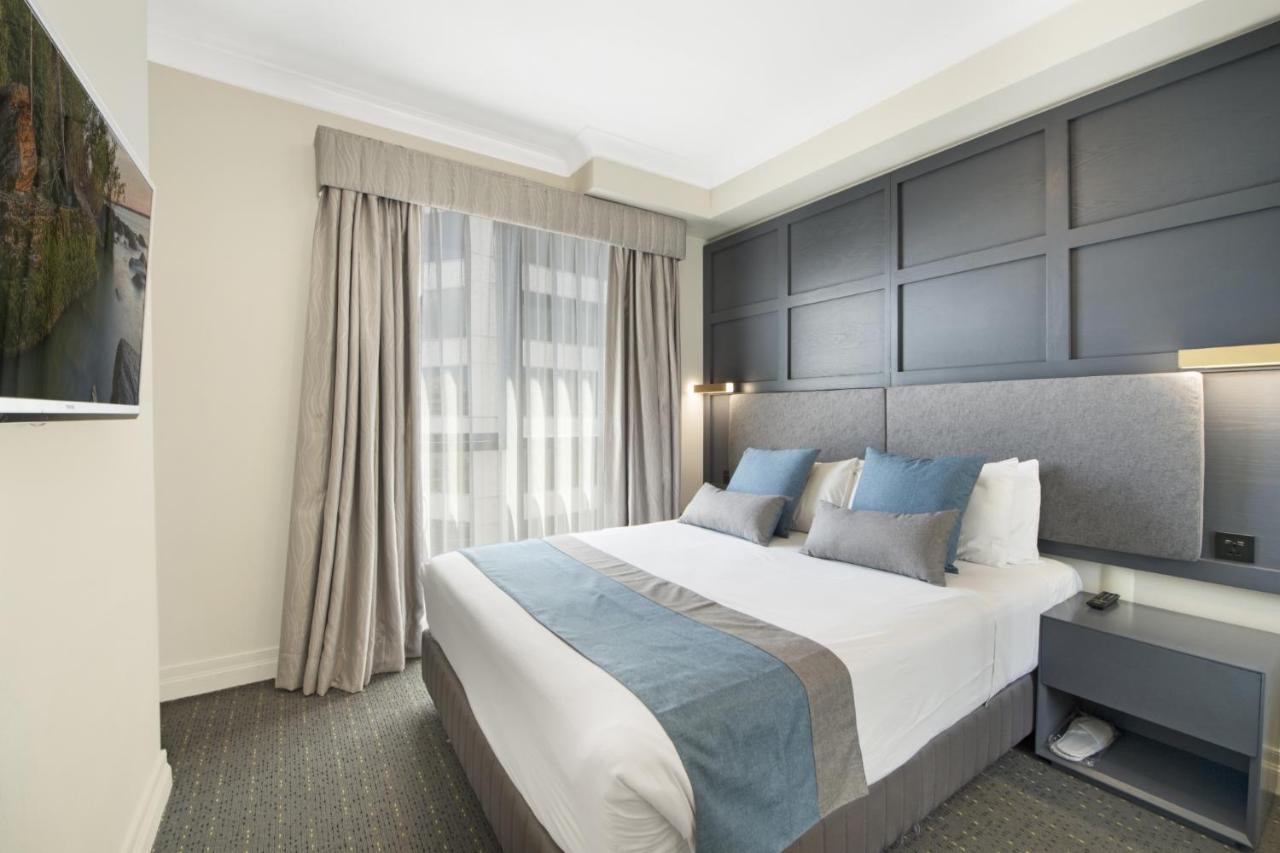 Yehs Harbour Sydney
