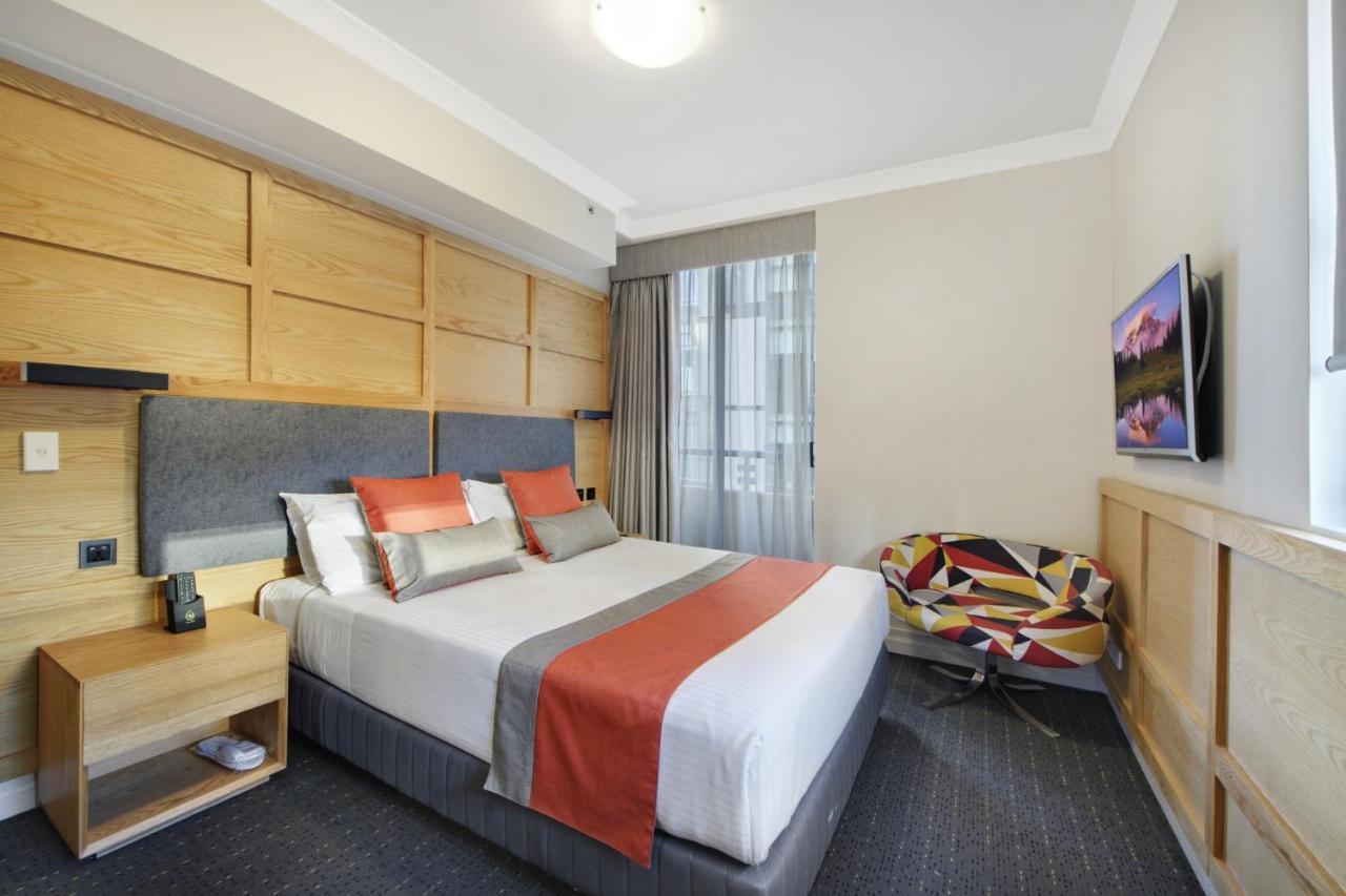 Yehs Harbour Hotel