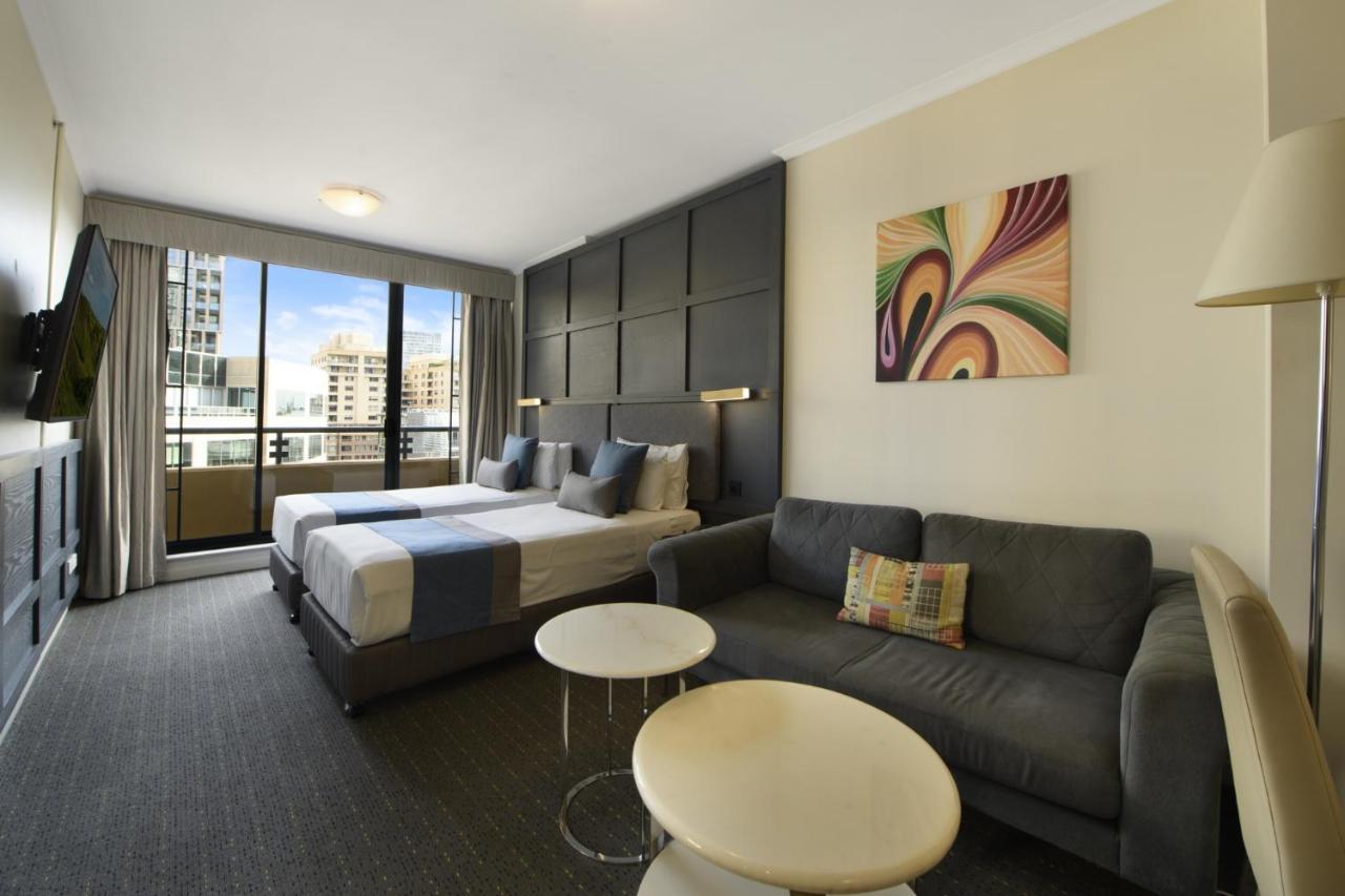 Yehs Harbour Hotel 4*