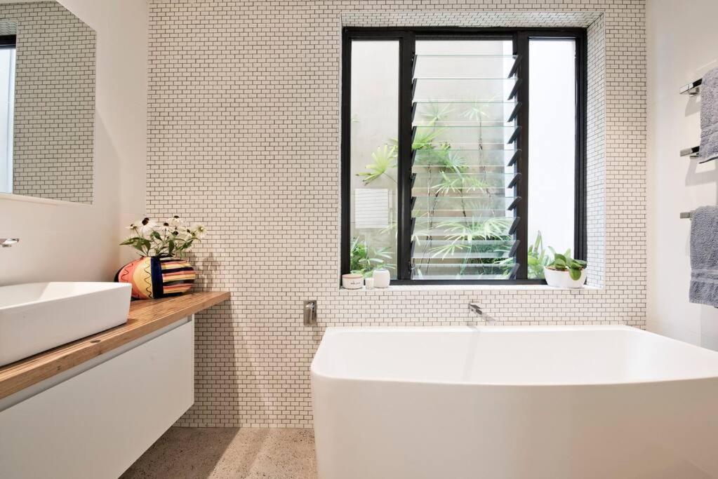 Bronte House With Ocean Views Holiday home *