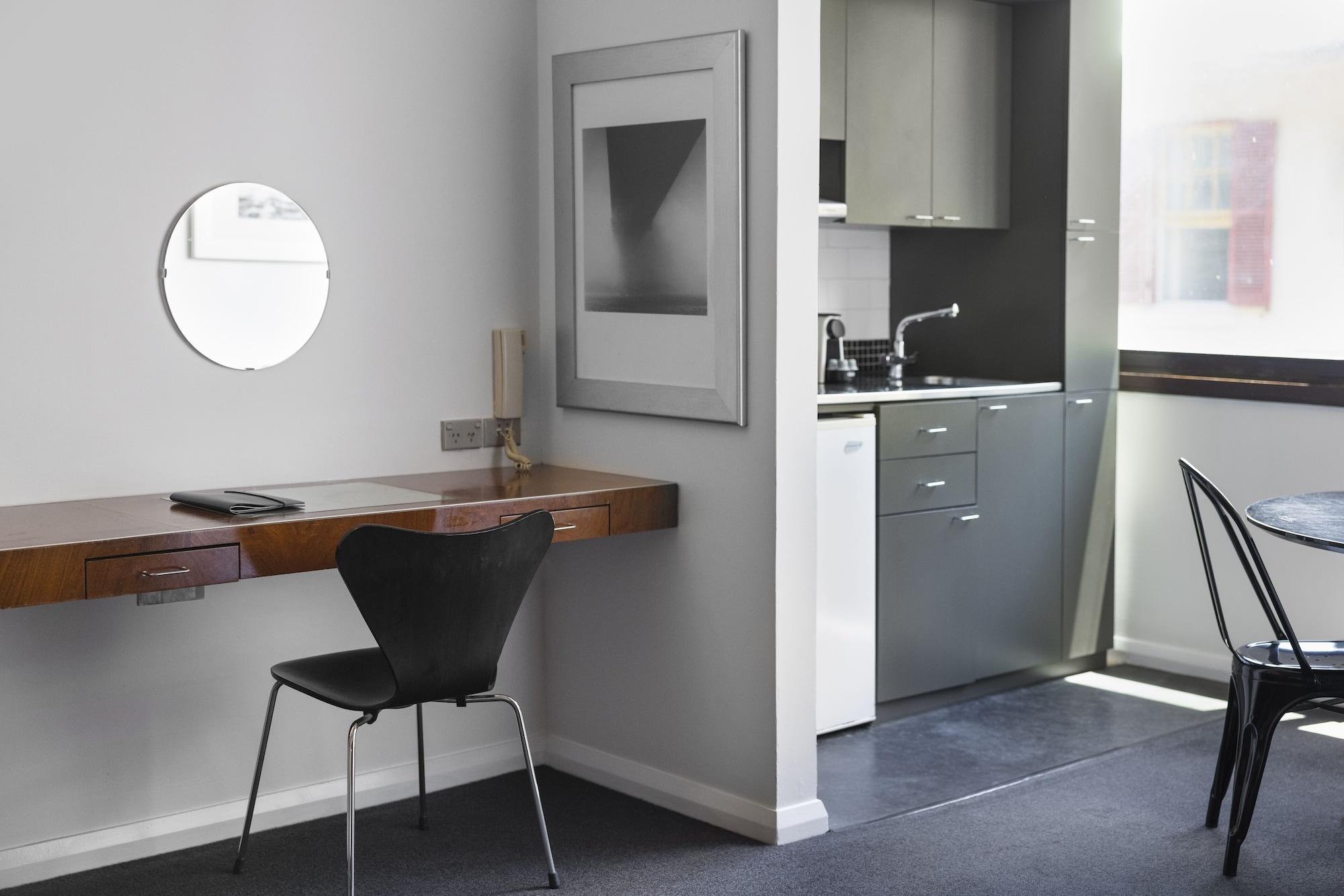 Aparthotel Regents Court 4*