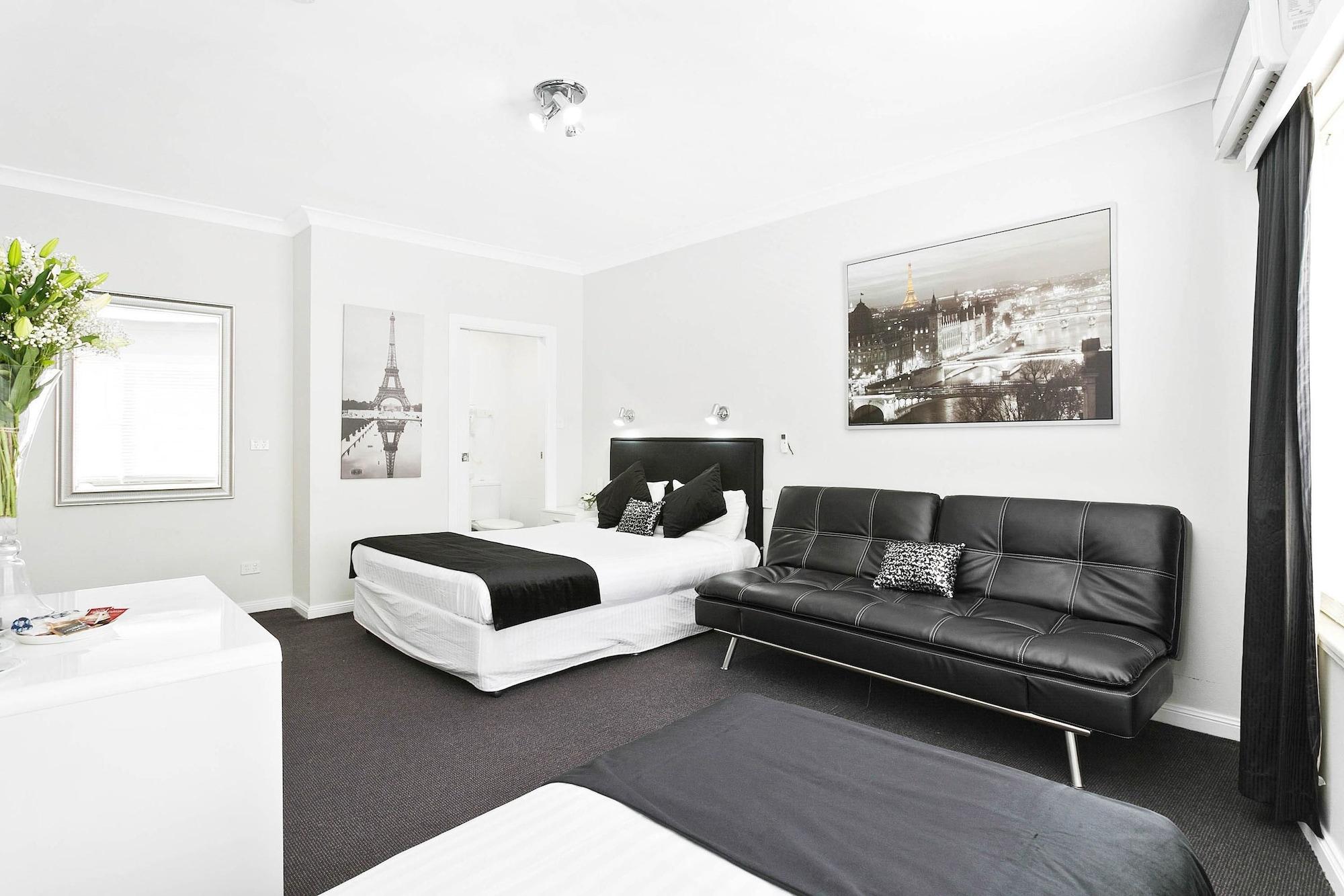 Airport Hotel 3*