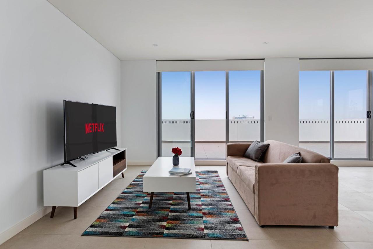 Kula Airport Apartment