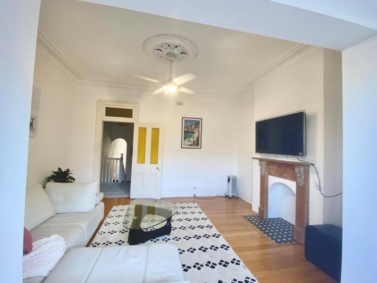 Sunny In Surry Hills Sydney