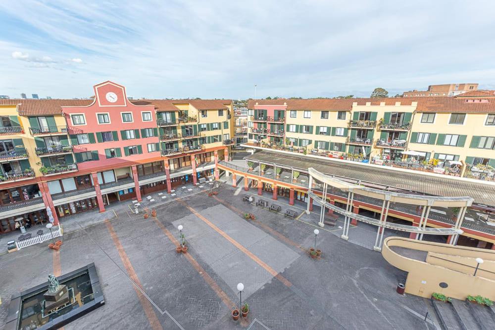 1bd W View In The Little Italy