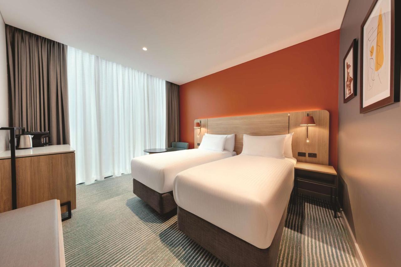 Travelodge Hurstville 3*