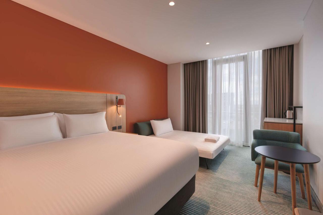 Travelodge Hurstville 3*
