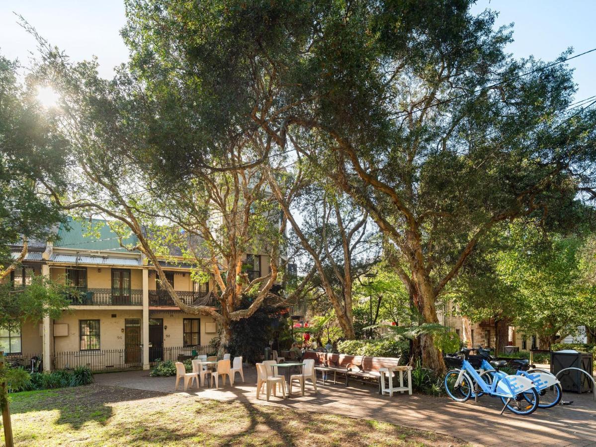 Lord Wolseley * Sydney