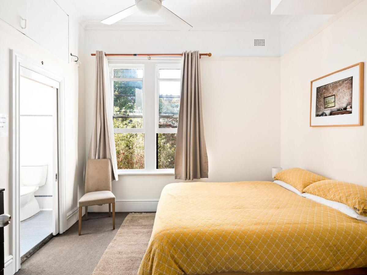 Hostel Lord Wolseley Sydney