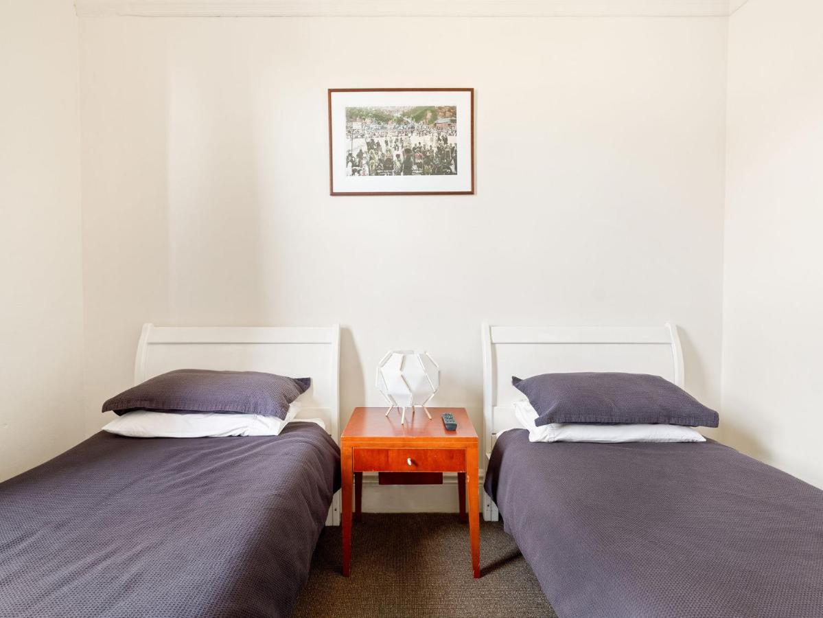 Lord Wolseley Hostel Sydney